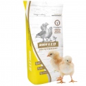 Biofeed Pisklak crumble 25kg - feed for chicks from 0-7 weeks